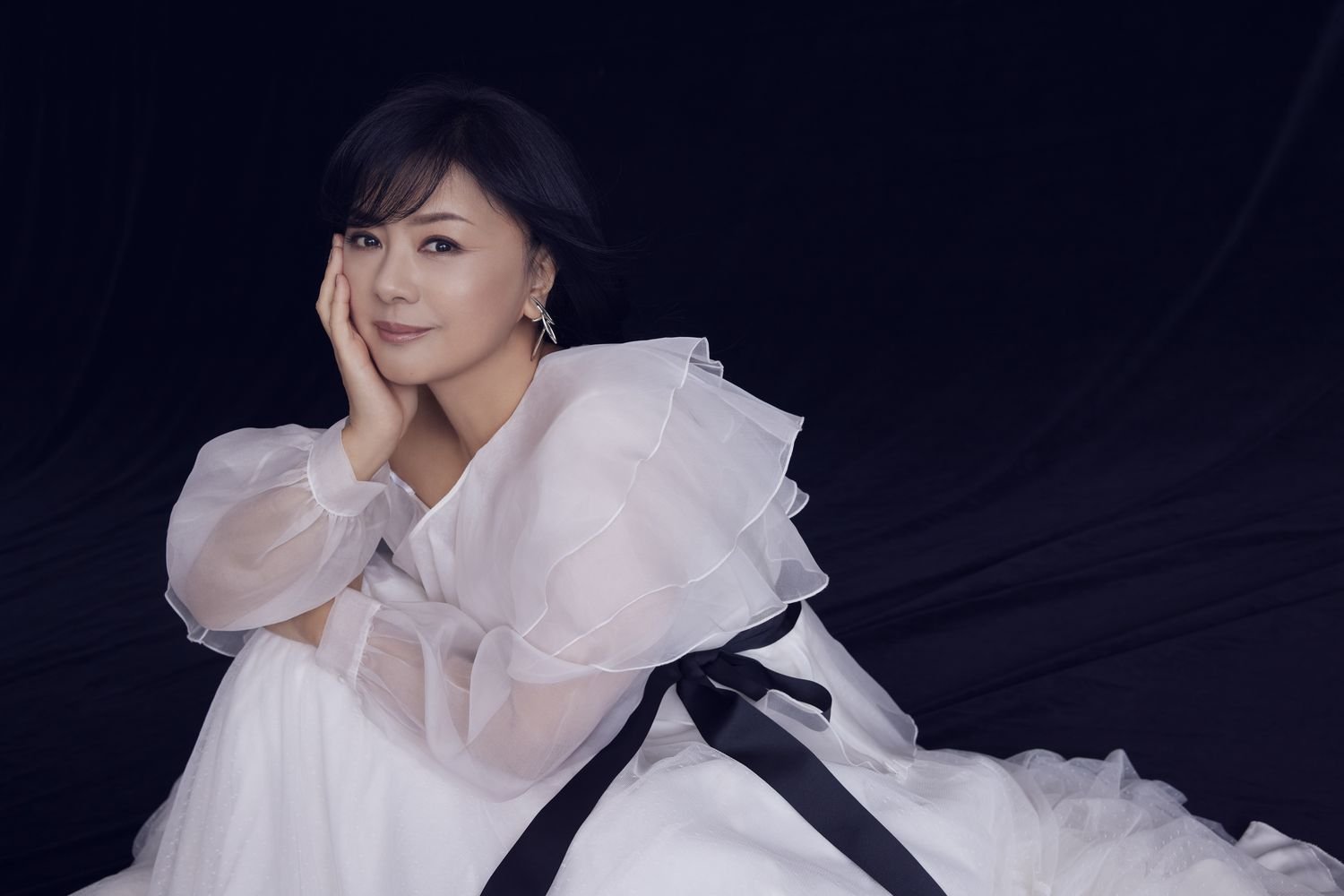 まるまる薬師です 薬師丸ひろ子 9月より全国17都市20公演でコンサートツアーを開催